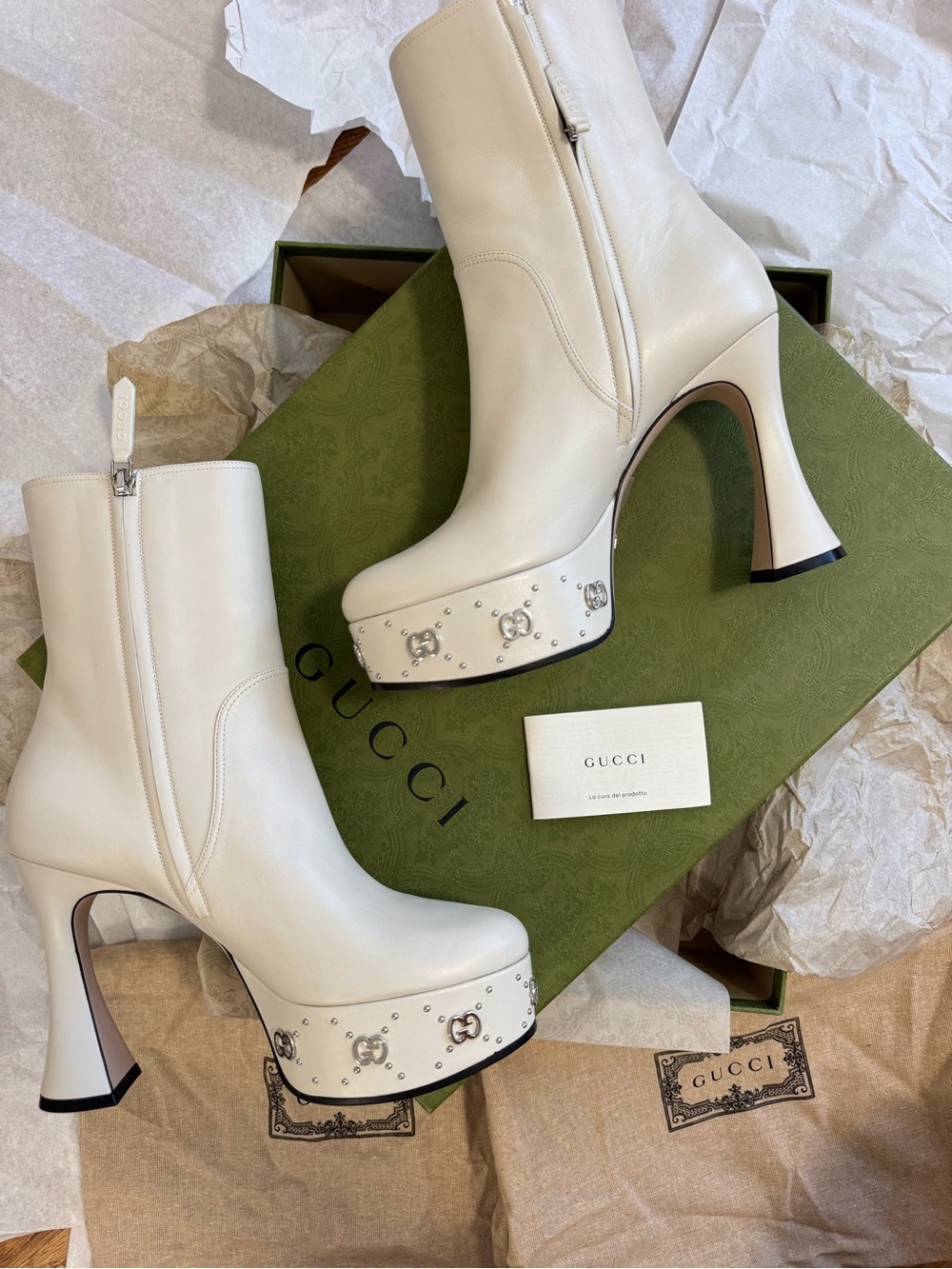 NEW Gucci Janaya GG Studded White Leather Platform Ankle Boots EU 39.5 With Box
